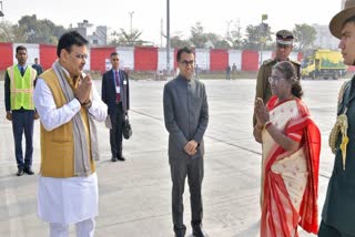 Chief Minister Bhajanlal Sharma received President Droupadi Murmu at the Jaipur airport