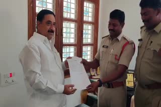 Police Issued 41 A Notice to TDP Leader Kalava Srinivas