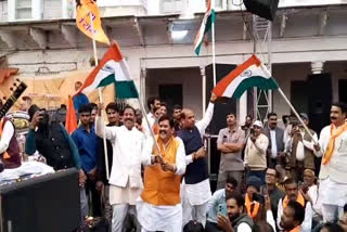 KP Yadav danced on patriotic song
