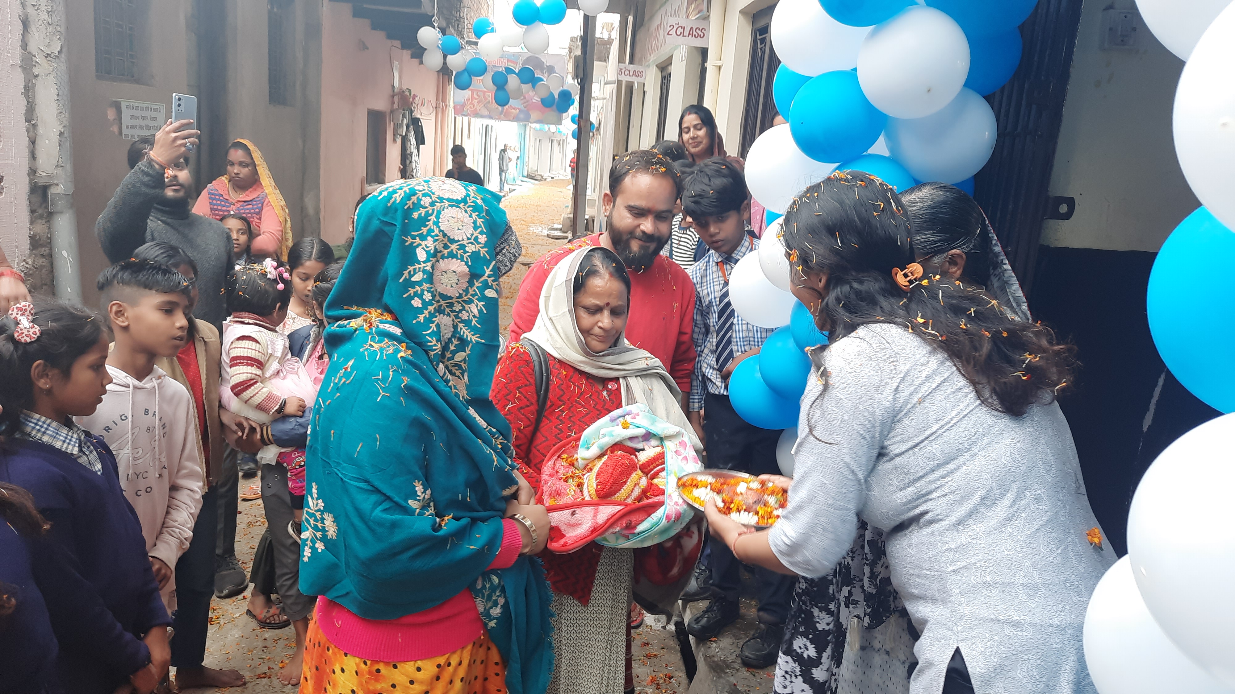 vidisha people celebrate birth second daughter