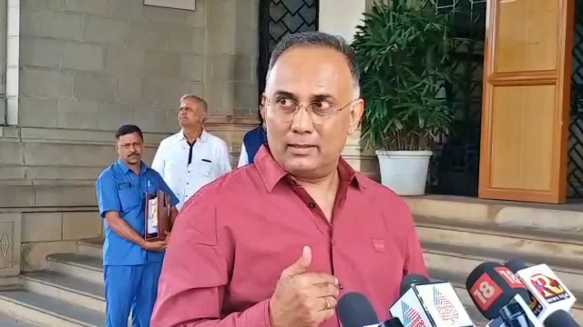 minister-dinesh-gundurao