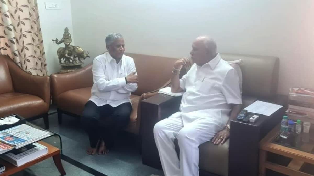 v-somanna-meets-by-yeddyurappa-in-bengaluru