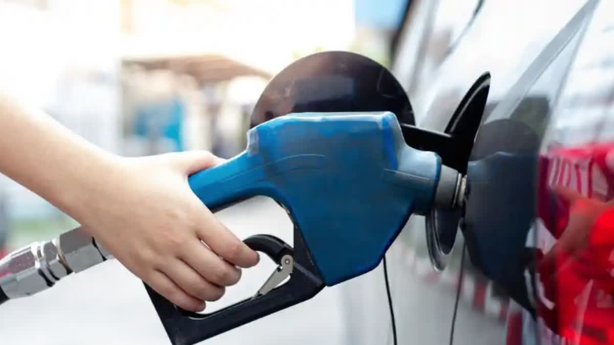 Petrol Diesel Prices Reduced Modi Government Reduce Prices of Petrol Diesel Haryana Hindi News