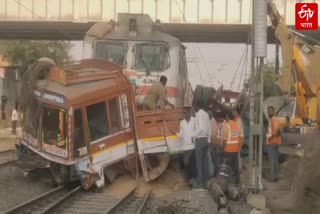 Jalgaon railway accident, mumbai amravati express accident at bodwad