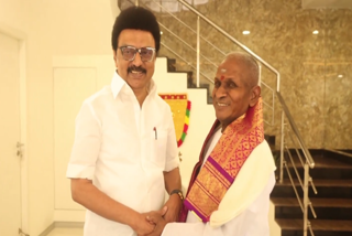 முதலமைச்சர் மு.க.ஸ்டாலினுடன் 'இசைஞானி'  இளையராஜா