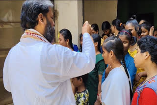 Where Colours Lose Meaning: Celebrating Holi With Visually Challenged Students In Berhampur