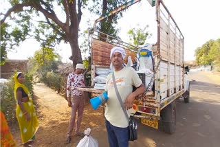 UNEMPLOYED STARTED SHOP ON WHEELS