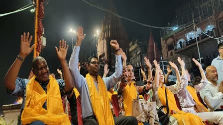 FOREIGN DELEGATES KASHI