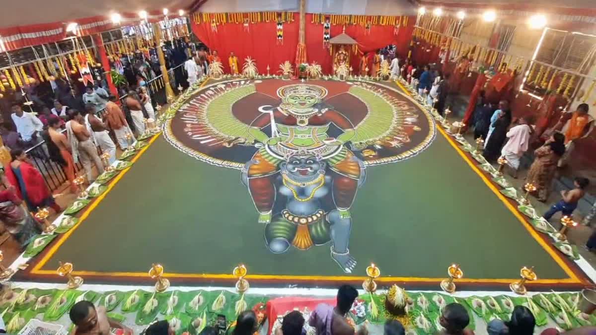 VADAKKU PURATHU PATTU  VAIKOM MAHADHEVA TEMPLE  VAIKOM TEMPLE VADAKUPURATH PATTU  RITUAL IN KOTTAYAM VAIKOM TEMPLE