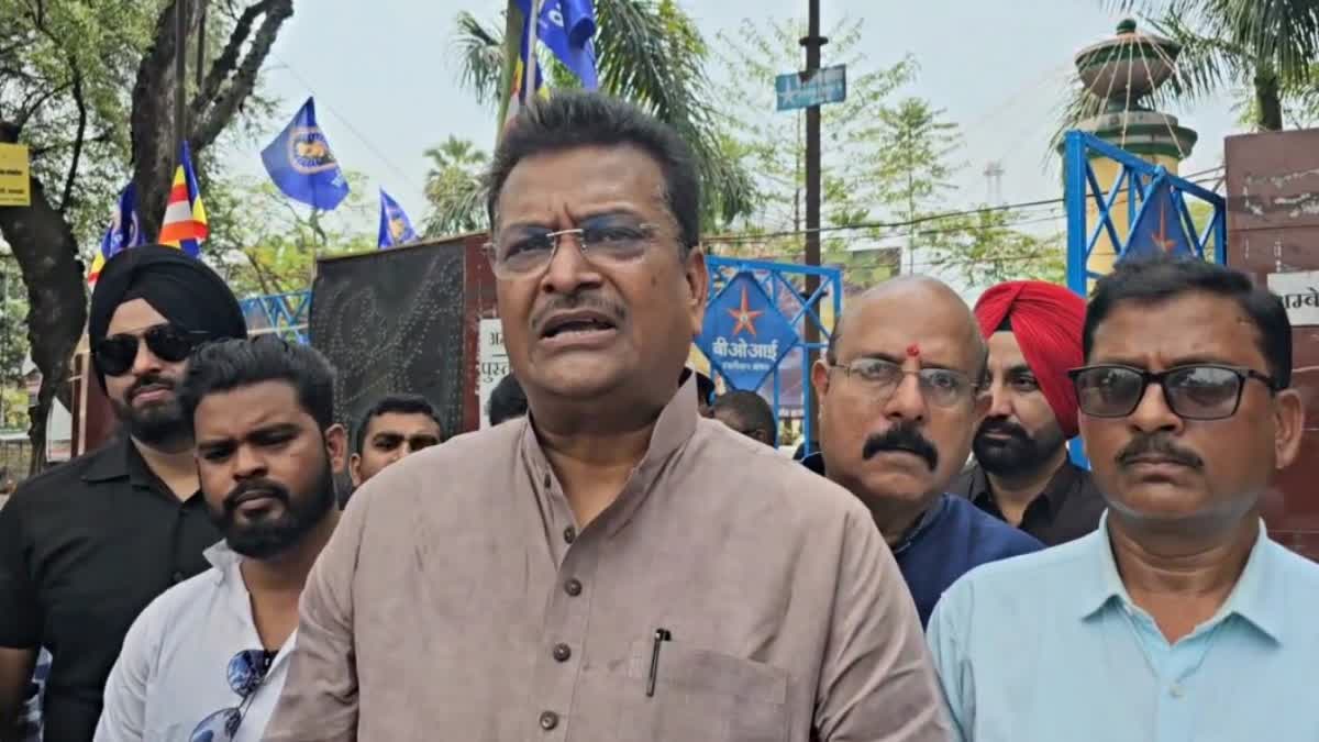 MP Manish Jaiswal targeted Hazaribag district administration over Barkatha violence