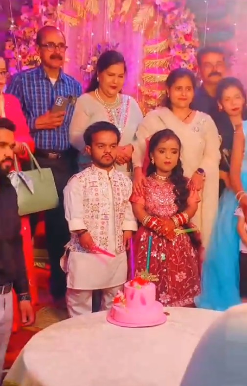 Short Hight Couple Marriage