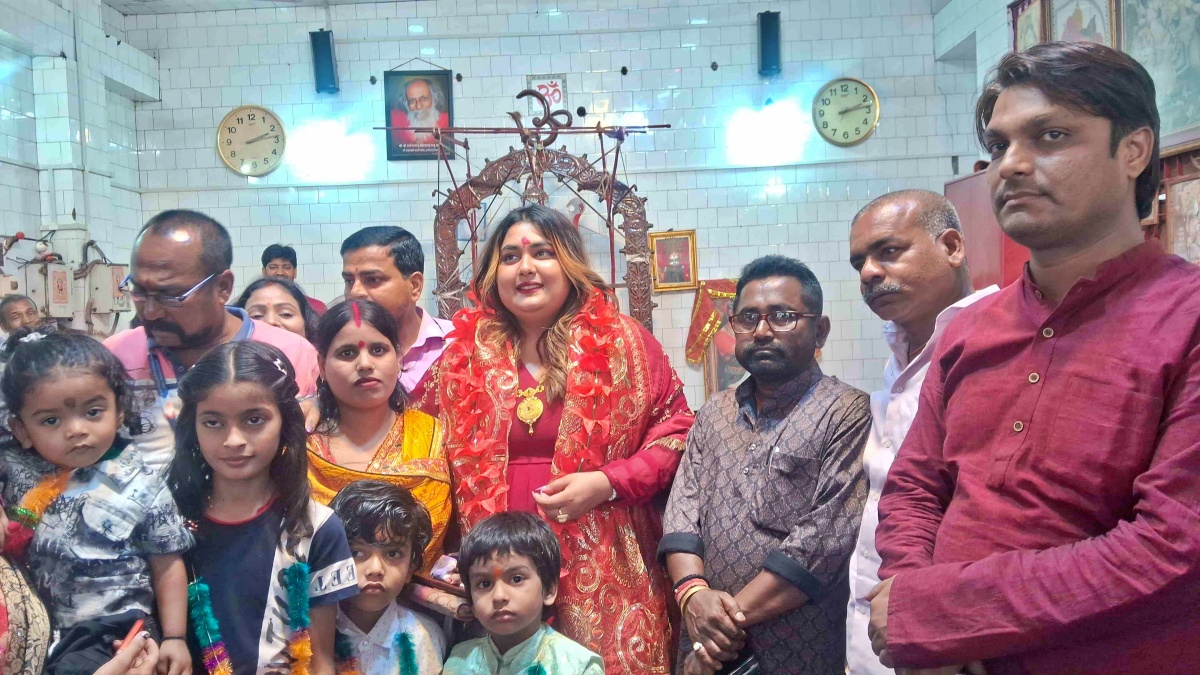 maithili singer priya mallick