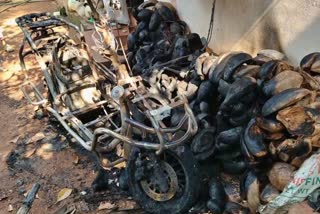 MALAPPURAM ELECTRIC SCOOTER FIRE  ELECTRIC SCOOTER EXPLODES CHARGING  ELECTRIC SCOOTER BLAST CHARGING  ELECTRIC SCOOTER EXPLODES