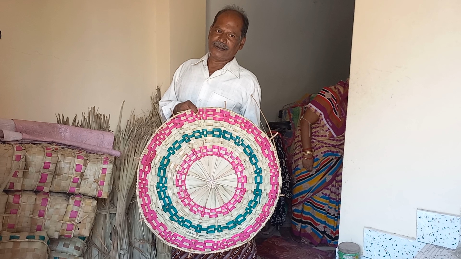 palm leaf craftsmanship