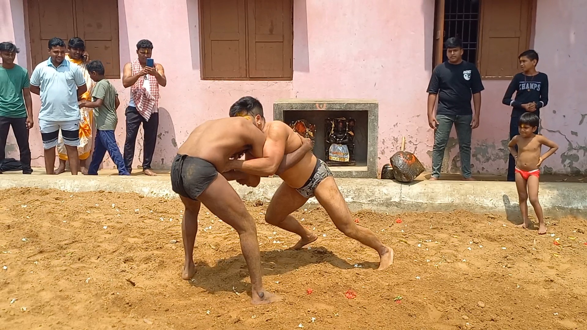 କୁସ୍ତି କ୍ରୀଡ଼ା