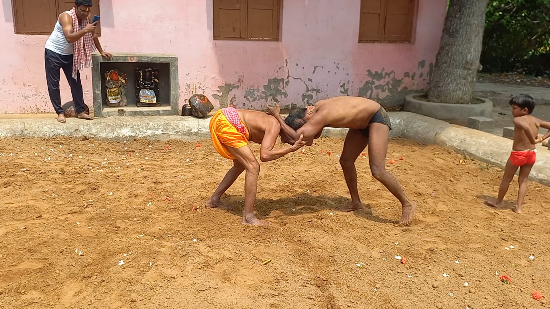 କୁସ୍ତି କ୍ରୀଡ଼ା