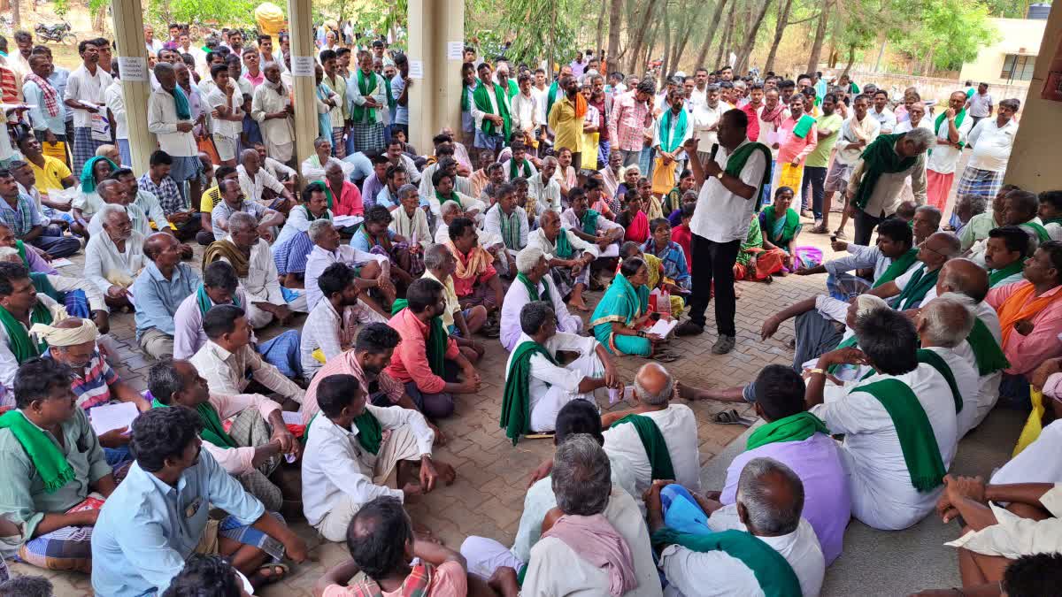 ಬರ ಪರಿಹಾರಕ್ಕಾಗಿ ರೈತರ ಆಗ್ರಹ