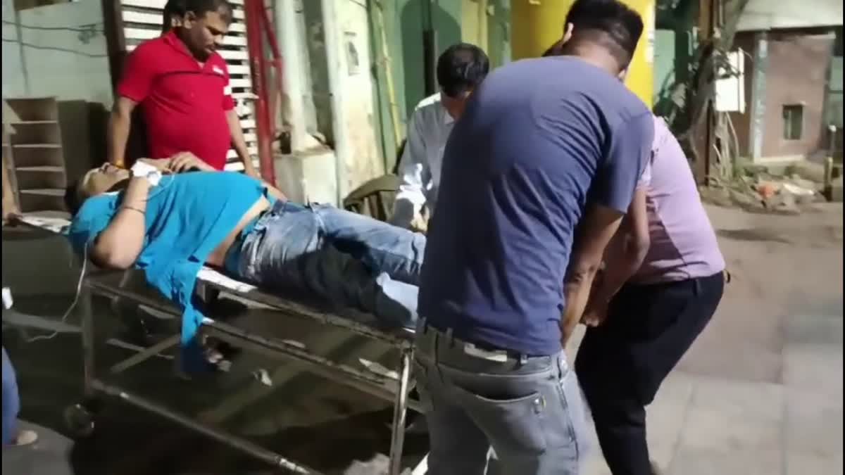 GWALIOR HUNDI BROKER SHOT HIMSELF