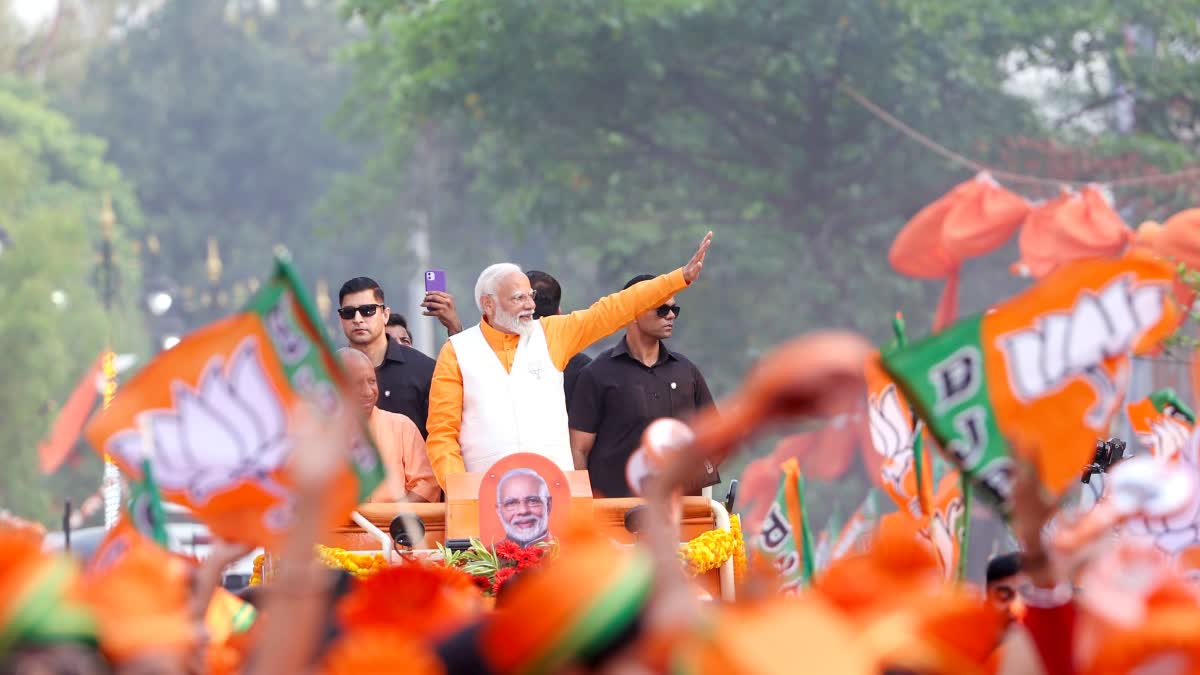 PM MODI ROAD SHOW IN VARANASI