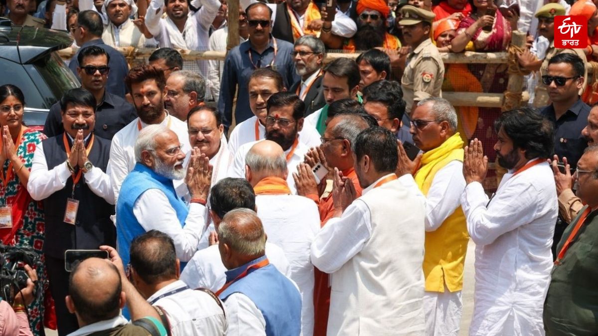 PM Modi Saluted IAS Officer