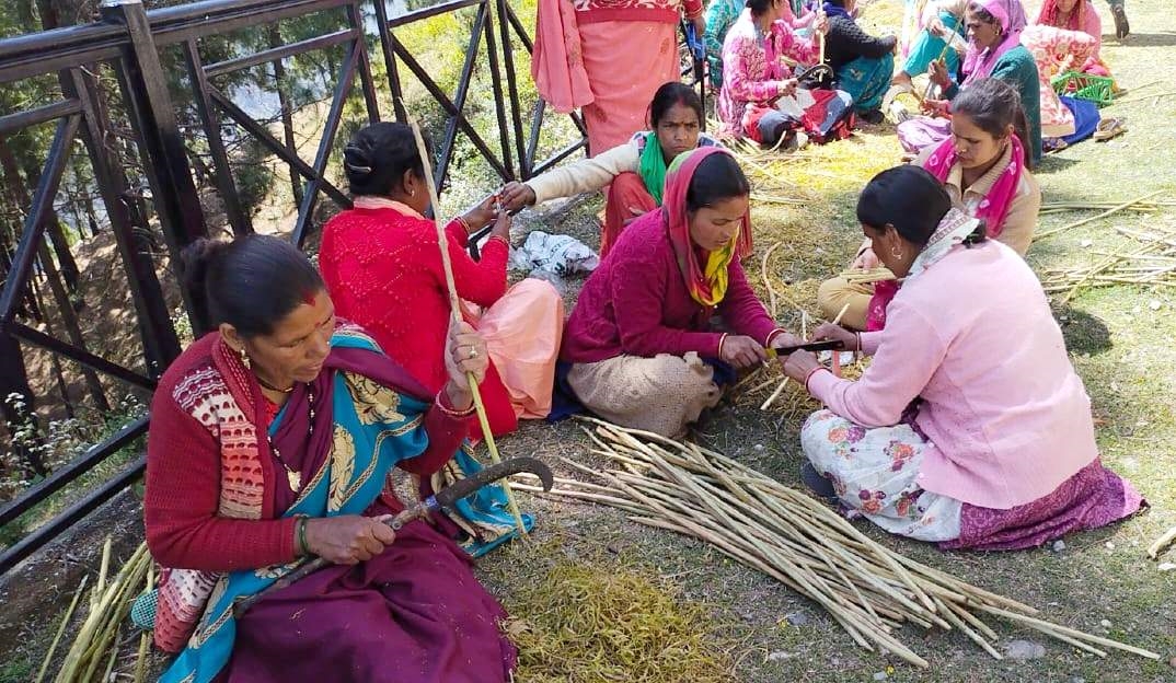 Women making products from Lantana
