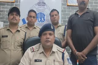 Shivpuri betting accuse arrested