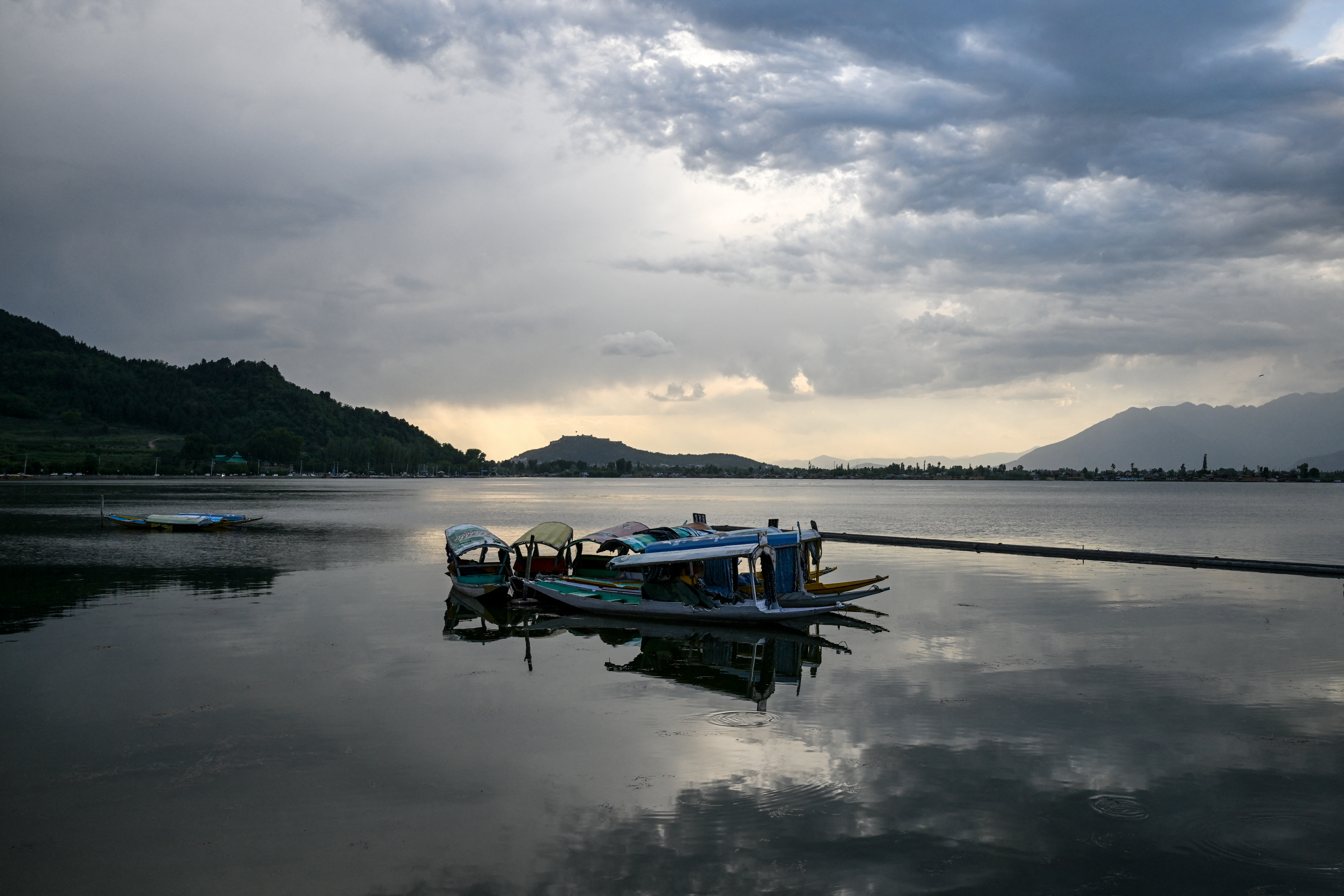 TOURISM IN KASHMIR