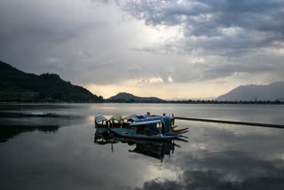 डल झील