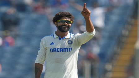 చరిత్ర సృష్టించిన జడేజా- తొలి క్రికెటర్​ అరుదైన రికార్డ్!