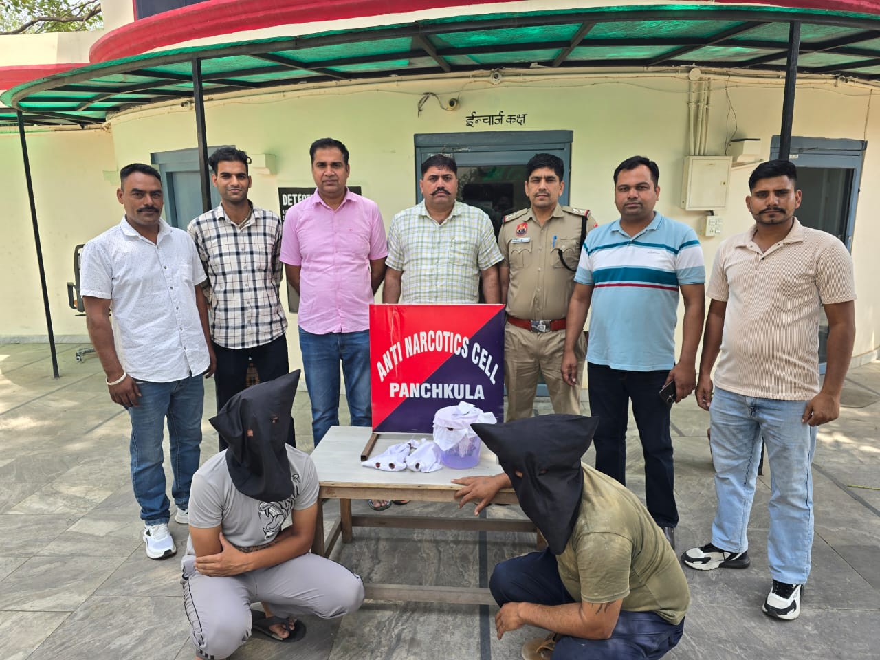 2 youth arrested with drugs