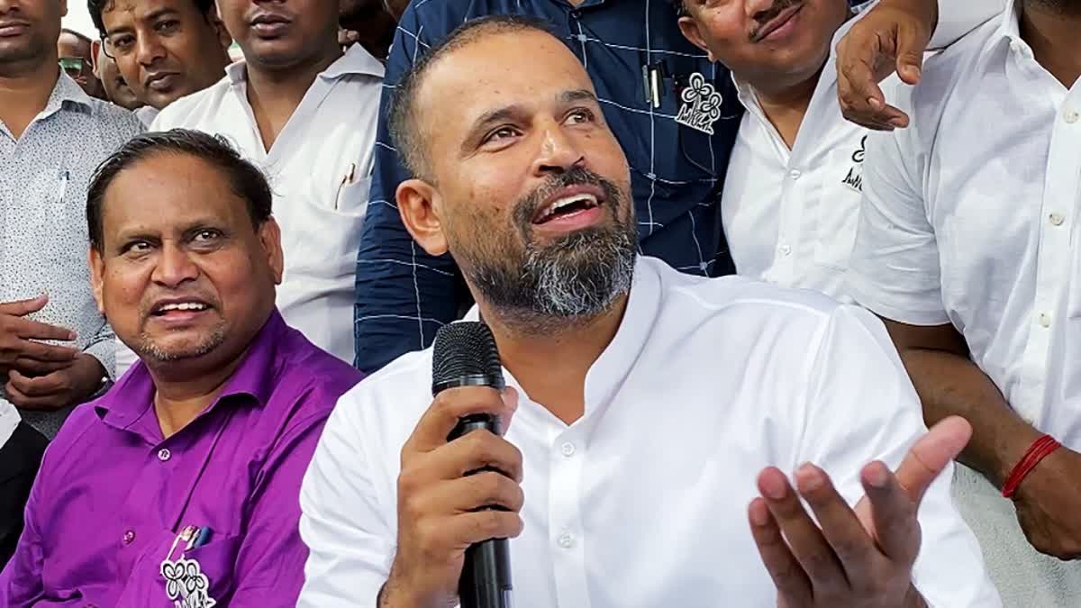 MP YUSUF PATHAN  ENFORCEMENT DIRECTORATE  BJP CORPORATOR VIJAY PAWAR  സർക്കാർ ഭൂമി കൈയ്യേറി