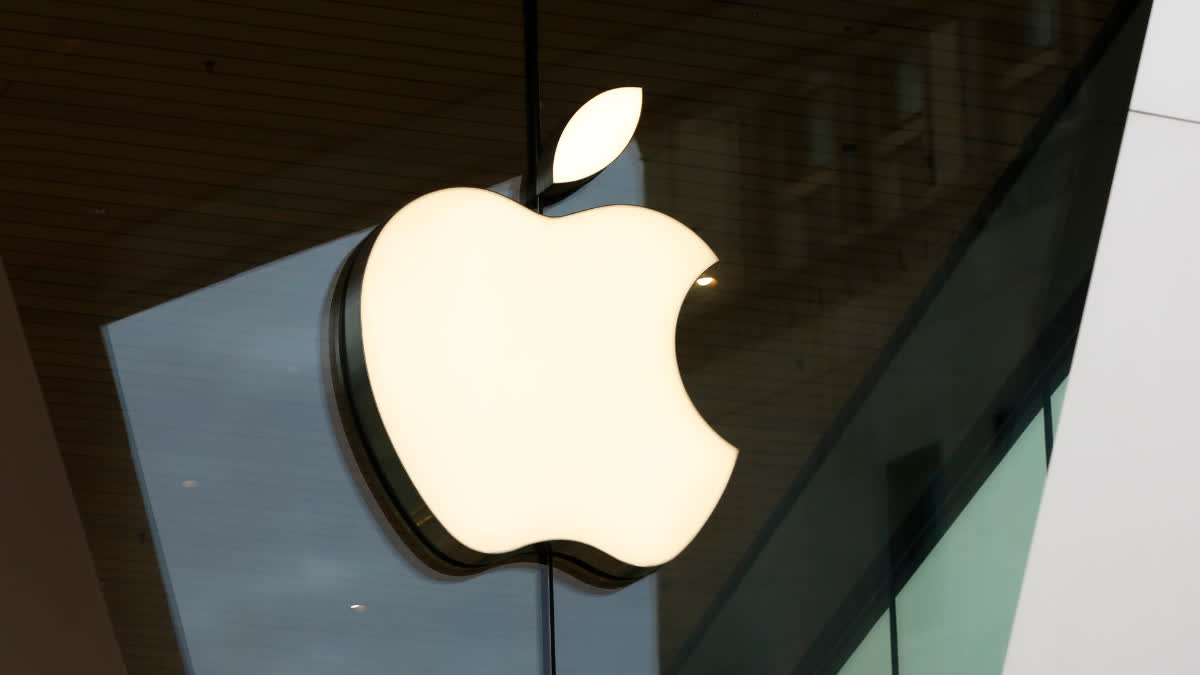 Apple sued by female employees