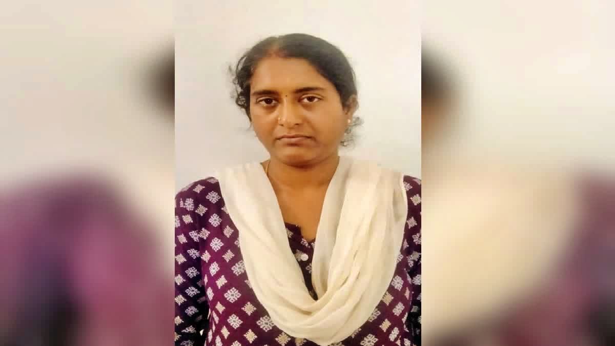 മകളെ അമ്മ കൊലപ്പെടുത്തി  MOTHER KILLED HER AUTISTIC CHILD  MOTHER KILLED DAUGHTER IN BENGALURU  അമ്മ മകളുടെ കഴുത്തറുത്തു