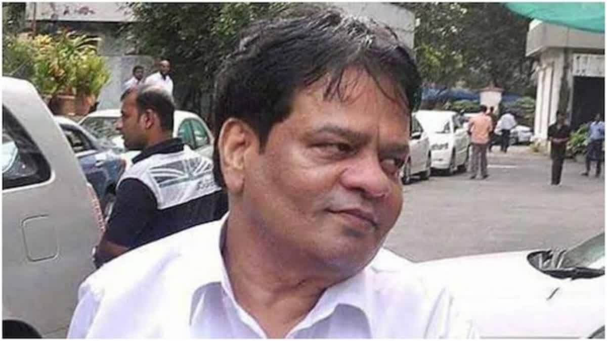 Iqbal Kaskar, who was arrested in the extortion case, was acquitted by the Thane court