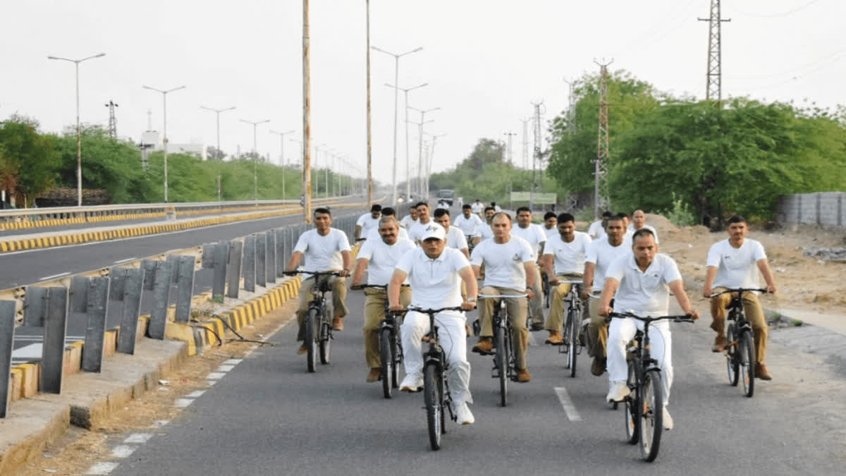 bsf cycle railly in barmer