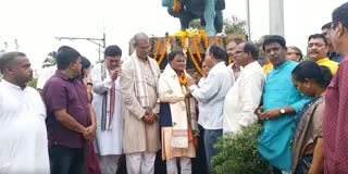 CM Majhi Pays Tributes To Legendary Icons