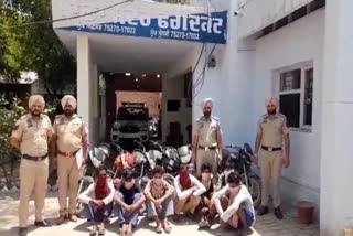 Faridkot police got success, thieves caught with stolen vehicles during the blockade