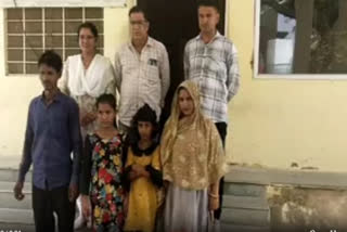 Kuchaman Police reunited two girls with their family