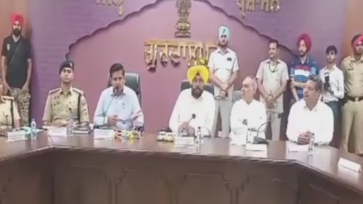 Review meeting for flood prevention arrangements in Gurdaspur
