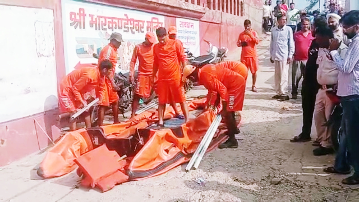 Three kanwariyas drowned