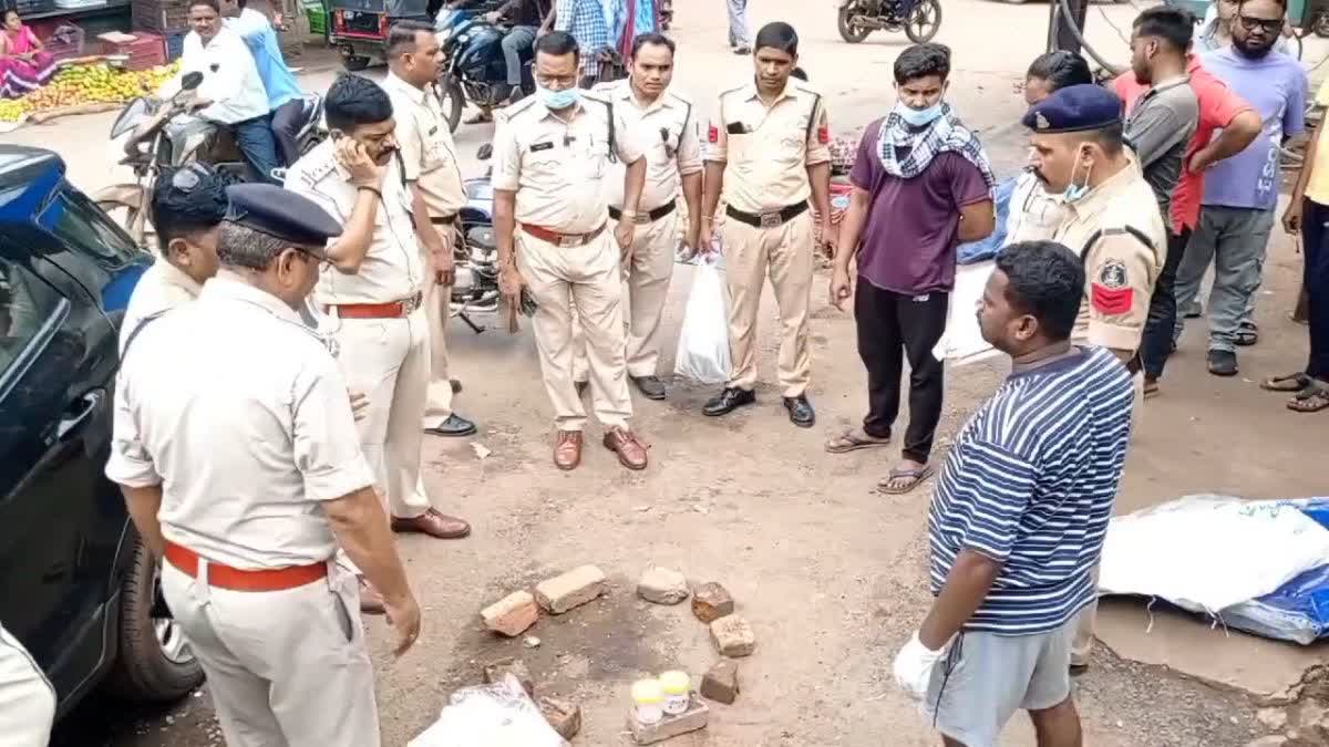 knife attacked in Dhamtari