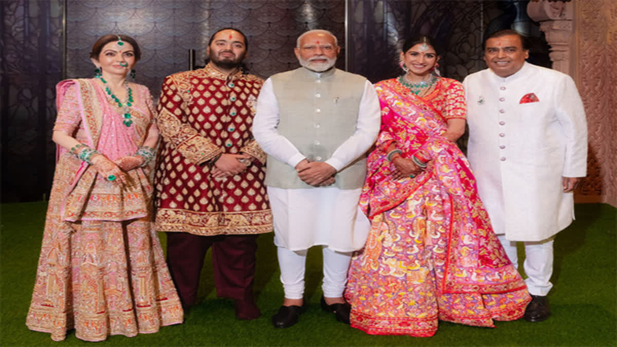 ANANT RADHIKA WEDDING  PM MODI ATTENDS AMBANI WEDING  ANANT RADHIKA WEDDING UPDATES  CELEBRITIES AT ANANT AMBANI WEDDING