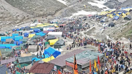 Over 4000 Pilgrims Leave For Amarnath Cave From Jammu