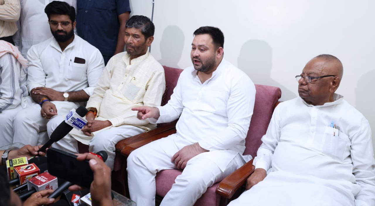 Soren, Paras May Enter Grand Alliance Ahead Of Bihar Elections
