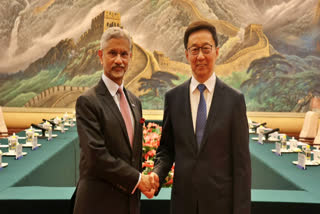 India China Relations. विदेश मंत्री एस जयशंकर सोमवार को बीजिंग में चीनी उपराष्ट्रपति हान झेंग के साथ.