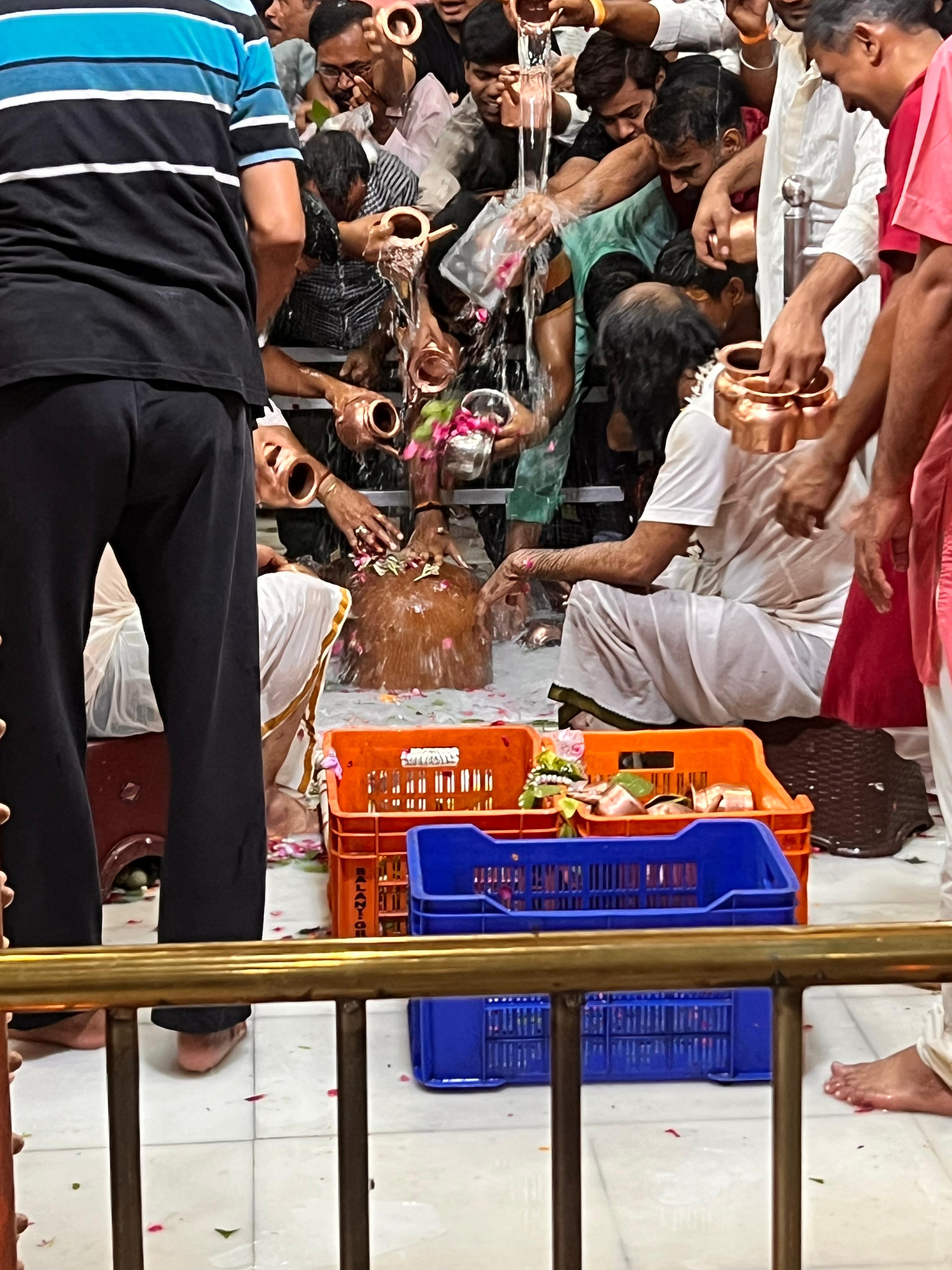 water-pouring competition