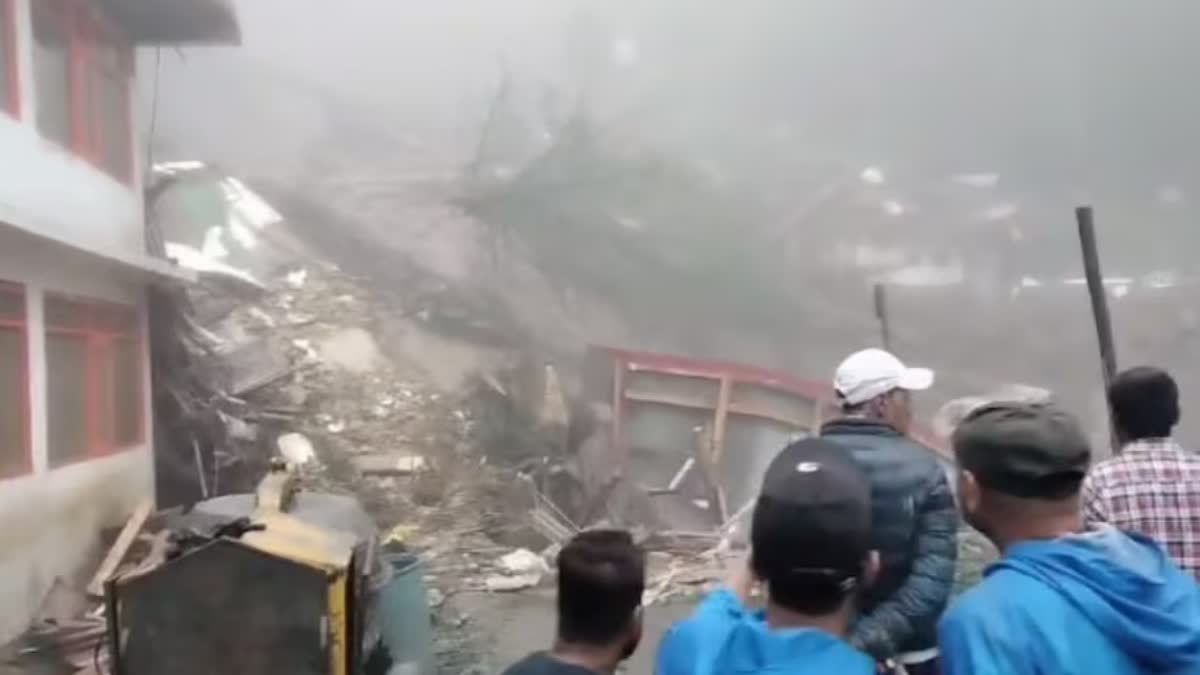 Landslide in Shimla Shiv Temple
