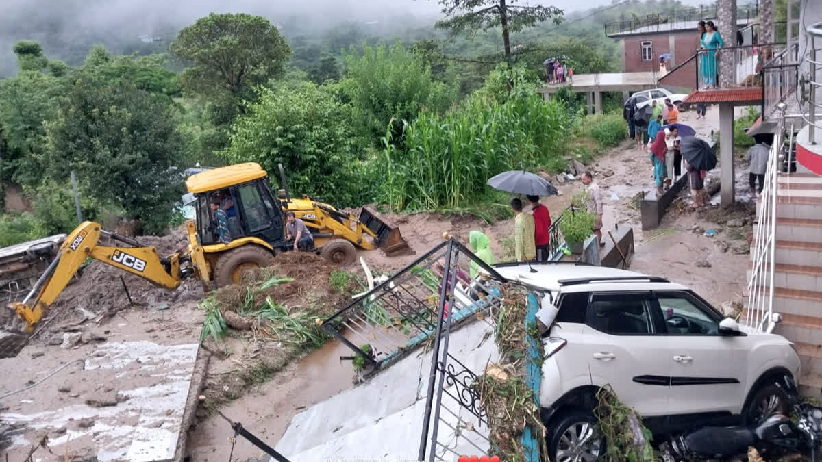 Mandi Landslide News