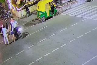 Bike rider molested girl in Indore