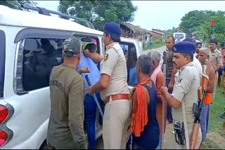 बगहा में पुलिस से मारपीट